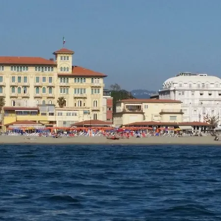 Attico Sulla * Viareggio