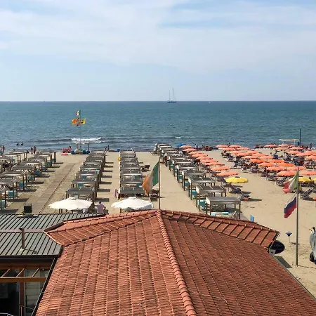 Attico Sulla * Viareggio