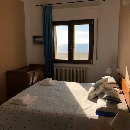Apartmán Attico Sulla