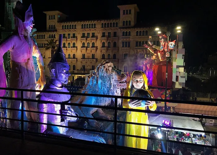 アパート Attico Sulla ヴィアレッジョ