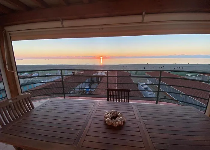 Apartment Attico Sulla Viareggio