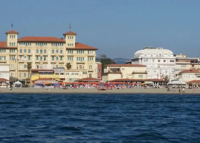 Attico Sulla * Viareggio