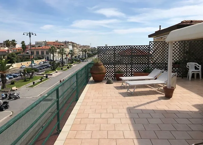 Attico Sulla Apartment Viareggio