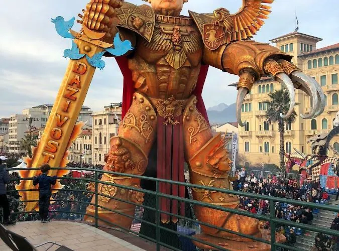 Attico Sulla * Viareggio