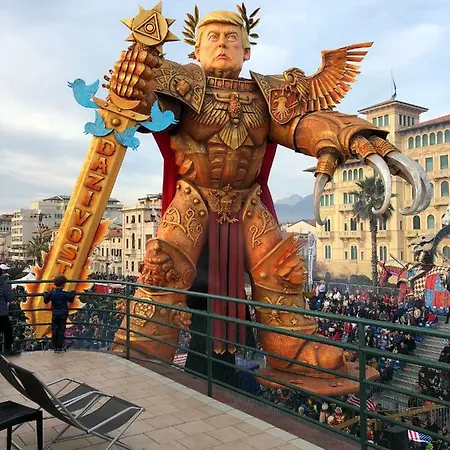Attico Sulla * Viareggio